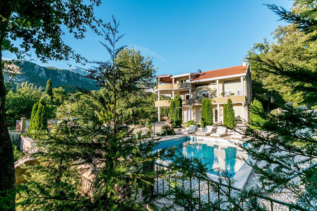 Villa Besha Herceg Novi Buitenkant foto
