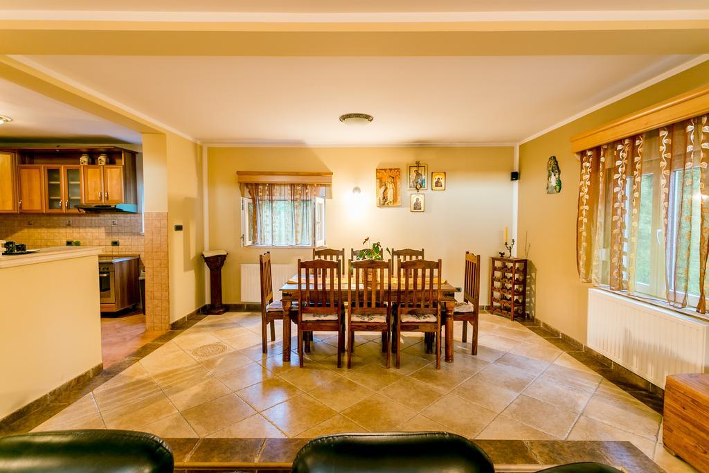 Villa Besha Herceg Novi Buitenkant foto