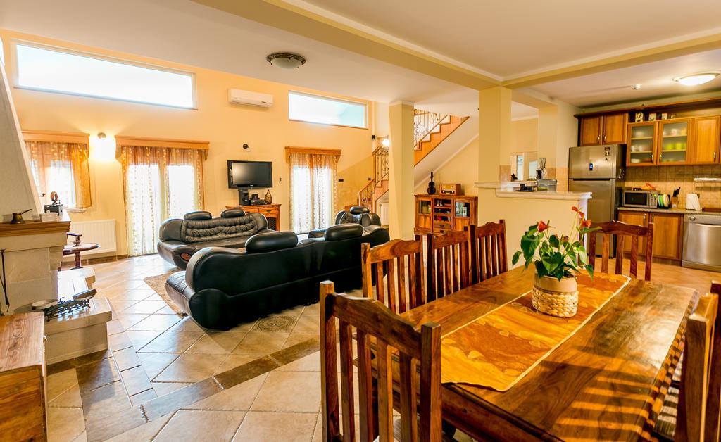 Villa Besha Herceg Novi Buitenkant foto